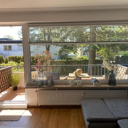In Scharbeutz, 50 M Zum Strand